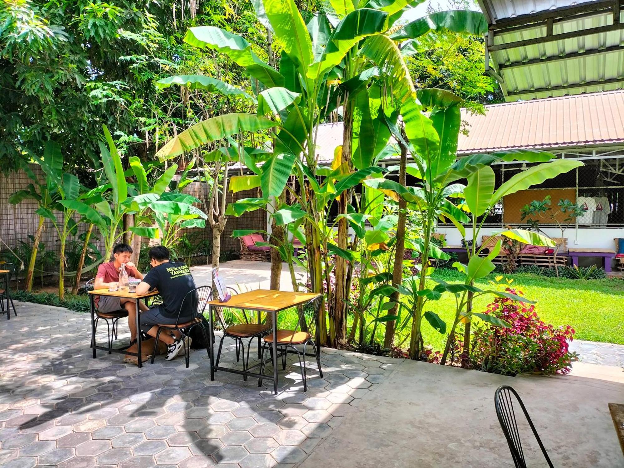 Hotel Ground Zero Martial Arts And Yoga Siem Reap Exterior foto
